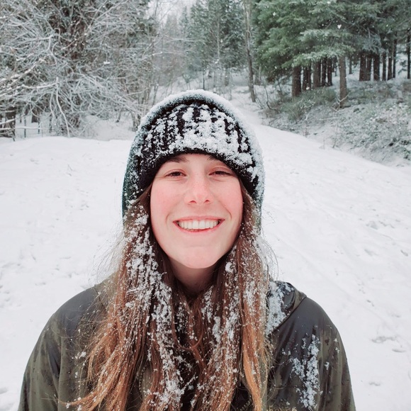 Meet your Posher, Naomi - Picture 1 of 1